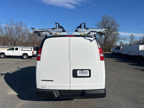 2022 Chevrolet Express 2500