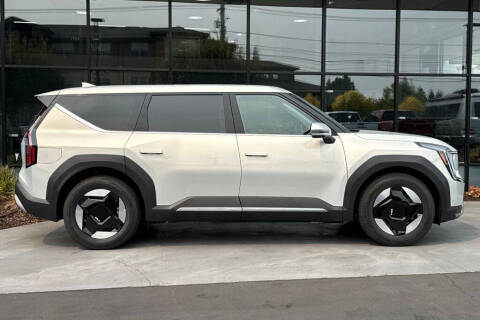 2026 Kia EV9 Light Long Range