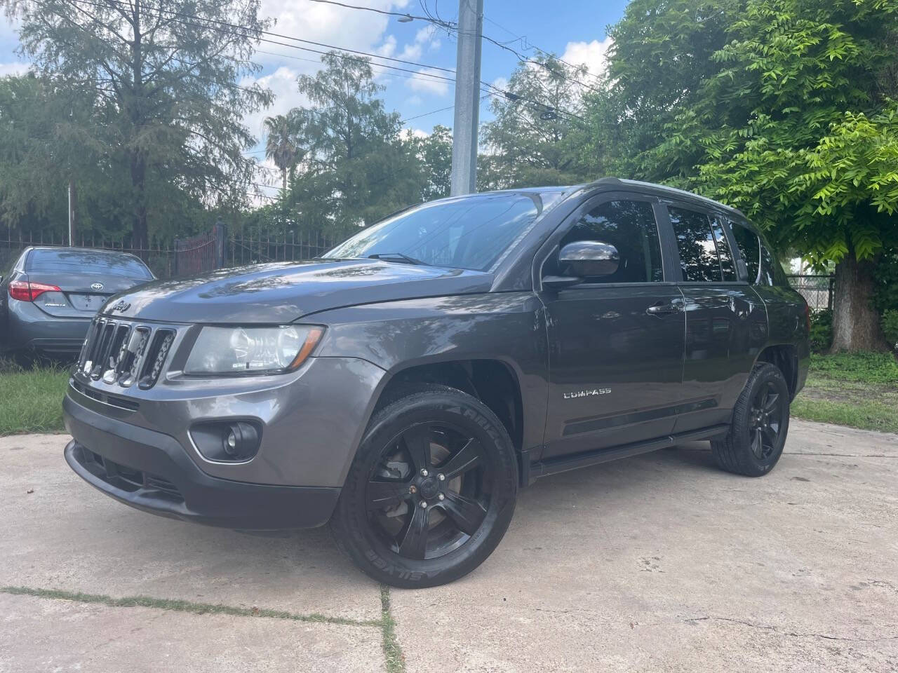 Gray 2016 Jeep Compass Latitude 4x4 Latitude 4dr SUV 2
