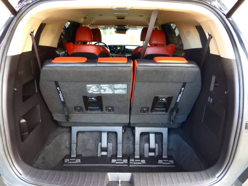 2025 Kia Carnival EX