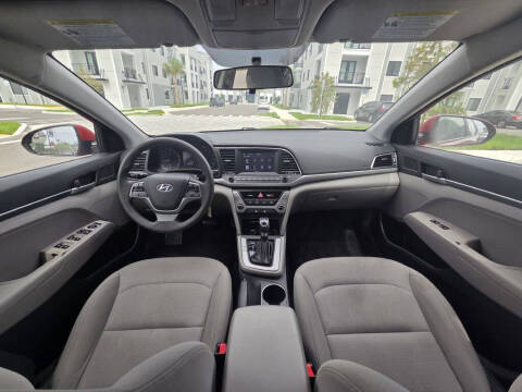 2018 Hyundai Elantra