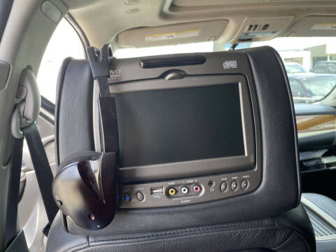 2013 Cadillac Escalade Platinum Edition