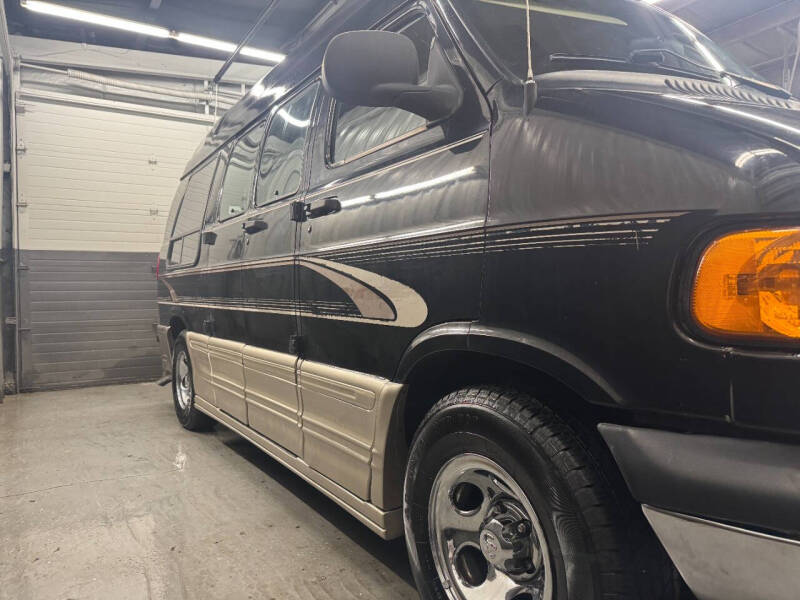 1999 Dodge Ram Van 1500