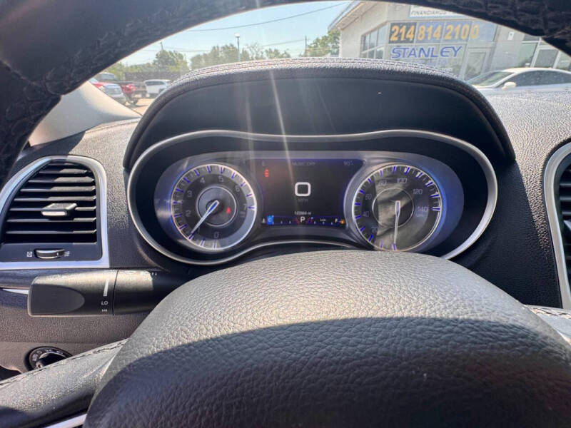 2018 Chrysler 300 Touring