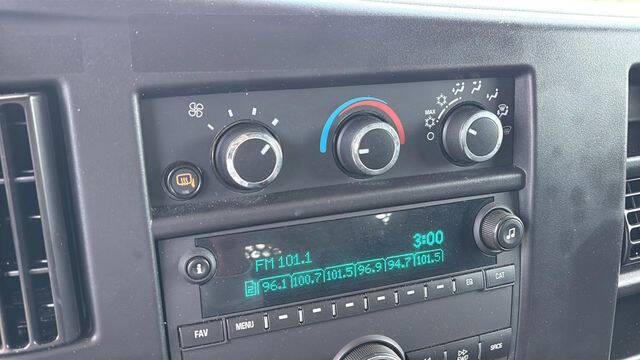 2024 Chevrolet Express 2500