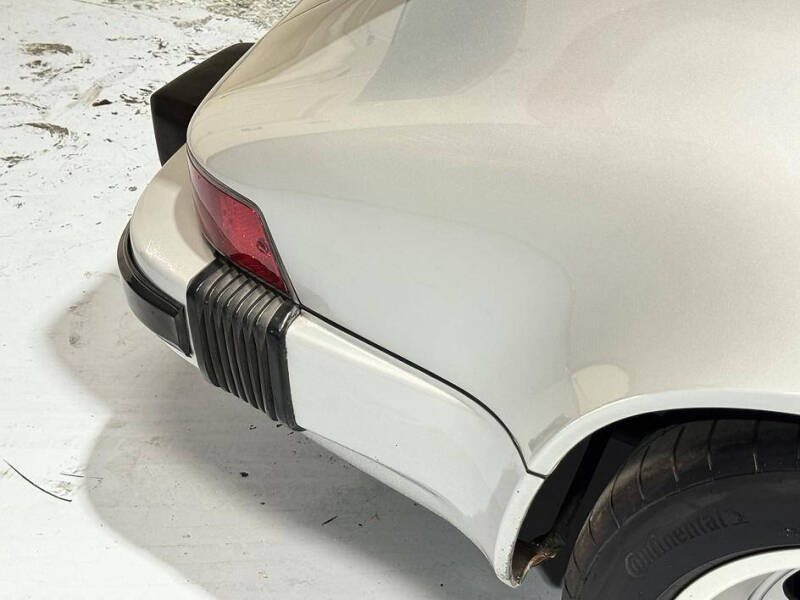 1989 Porsche 911 Carrera