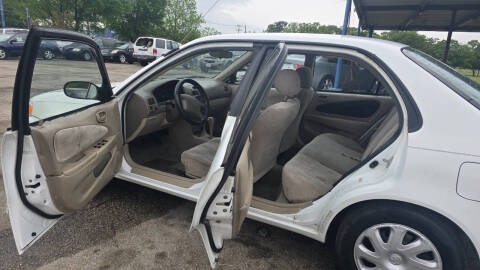2001 Toyota Corolla LE
