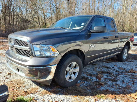 2024 RAM 1500 Classic SLT