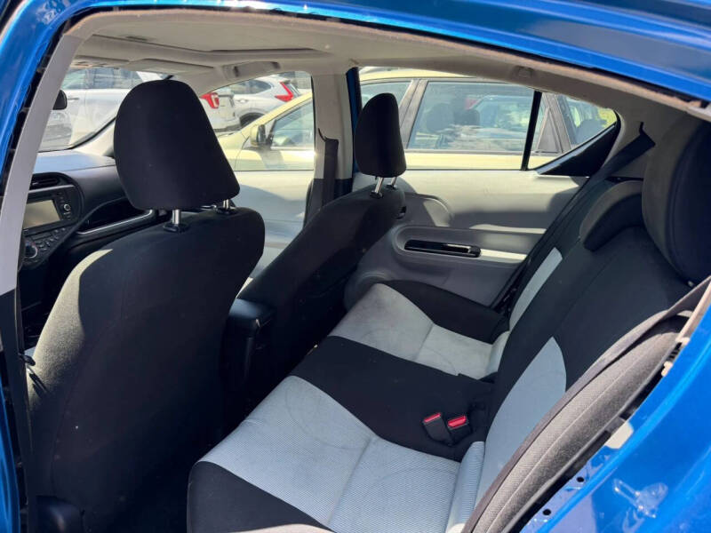 2014 Toyota Prius c
