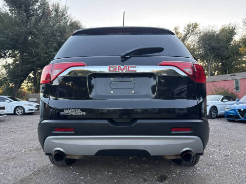 2017 GMC Acadia SLE-2