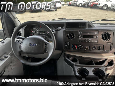 2011 Ford E-Series E-350 SD XLT