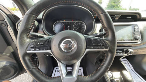 2020 Nissan Kicks SR