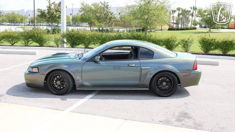2003 Ford Mustang Mach 1 Premium