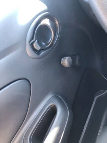 2019 Nissan Versa S Plus