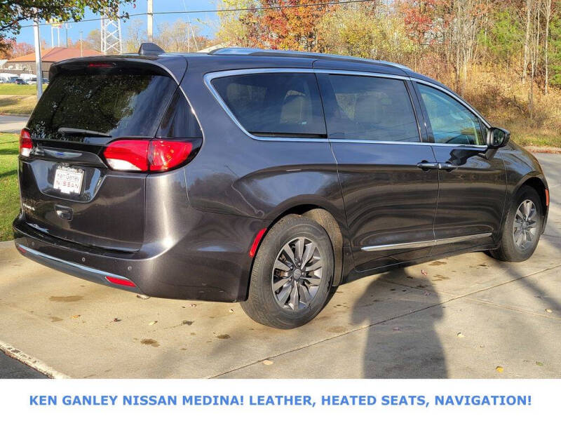 2019 Chrysler Pacifica Touring L Plus