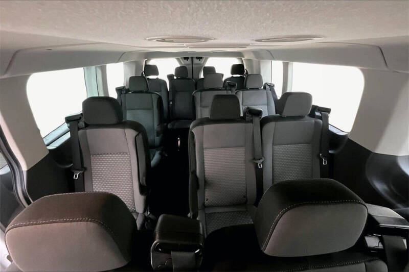 2023 Ford Transit 350 XLT