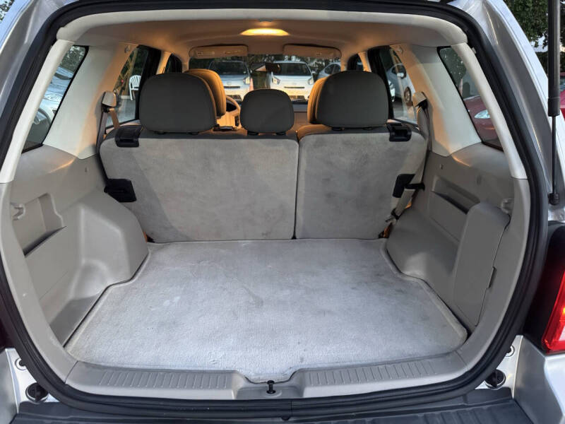 2011 Ford Escape XLS