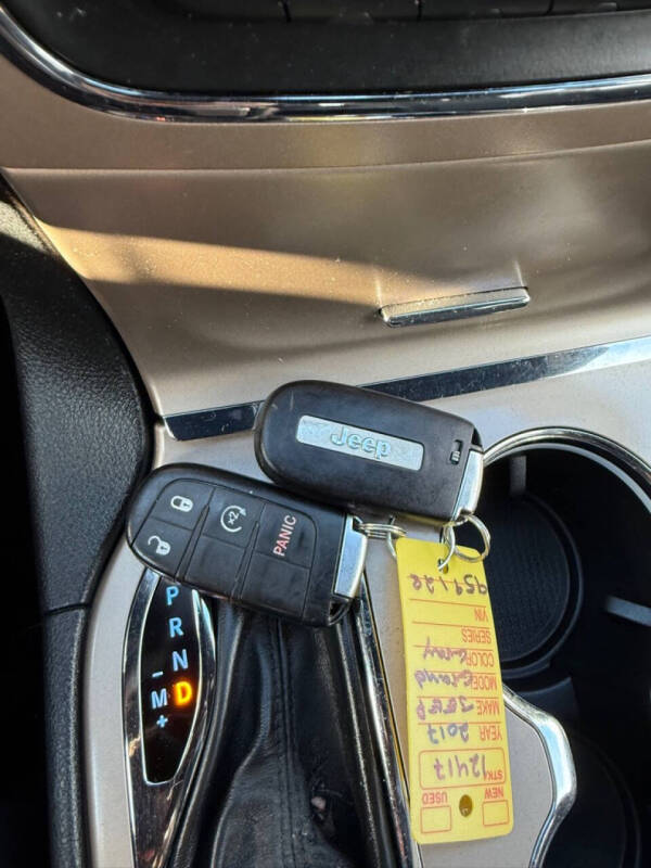 2017 Jeep Grand Cherokee Laredo