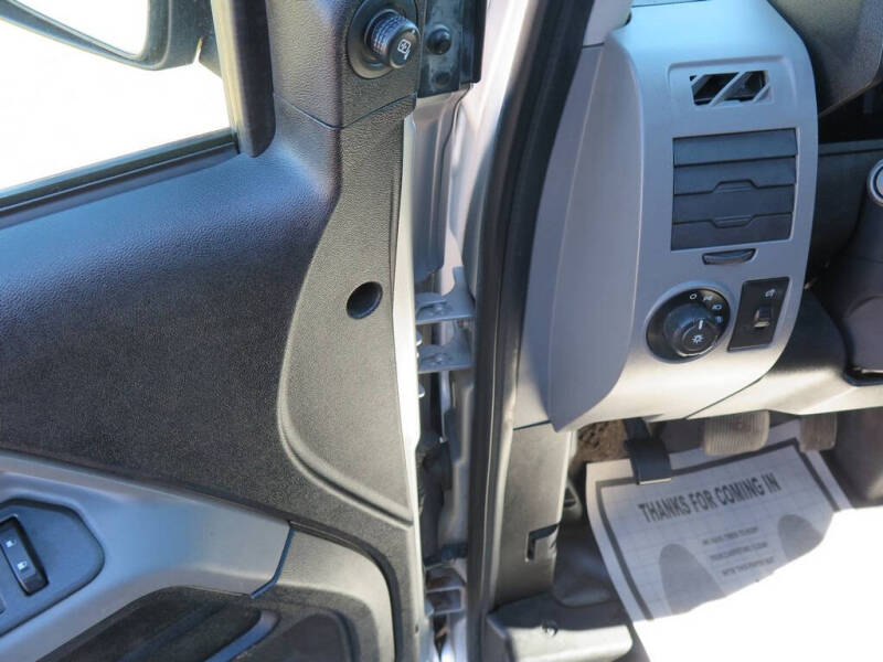 2014 AM General MV-1