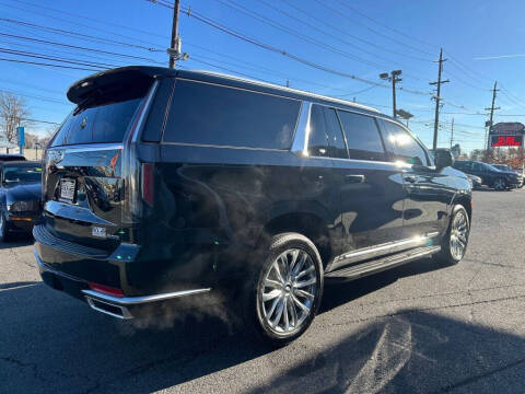 2022 Cadillac Escalade ESV Premium Luxury