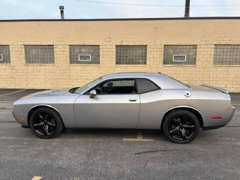 2014 Dodge Challenger SXT Plus