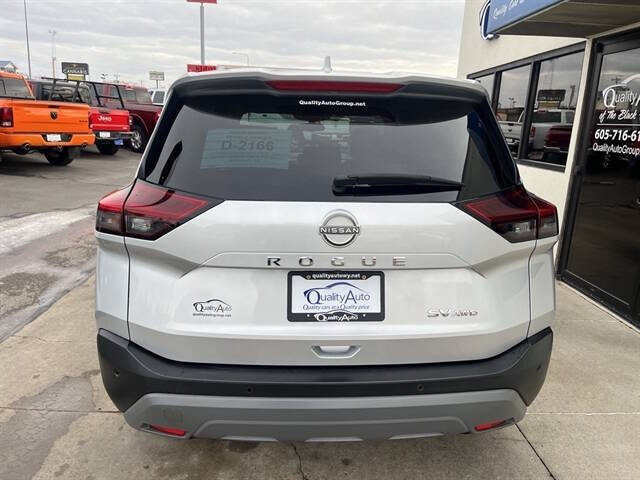 2023 Nissan Rogue SV