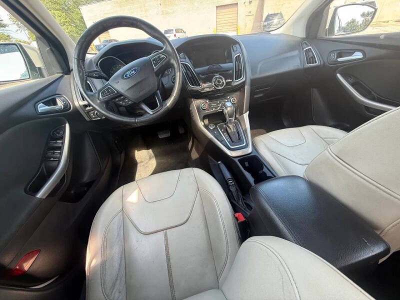 2017 Ford Focus Titanium