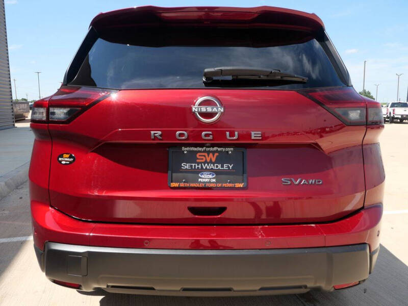2024 Nissan Rogue SV