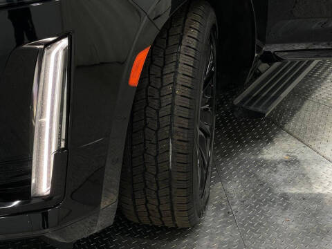 2022 Cadillac Escalade Sport Platinum