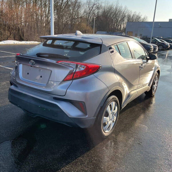 2019 Toyota C-HR LE