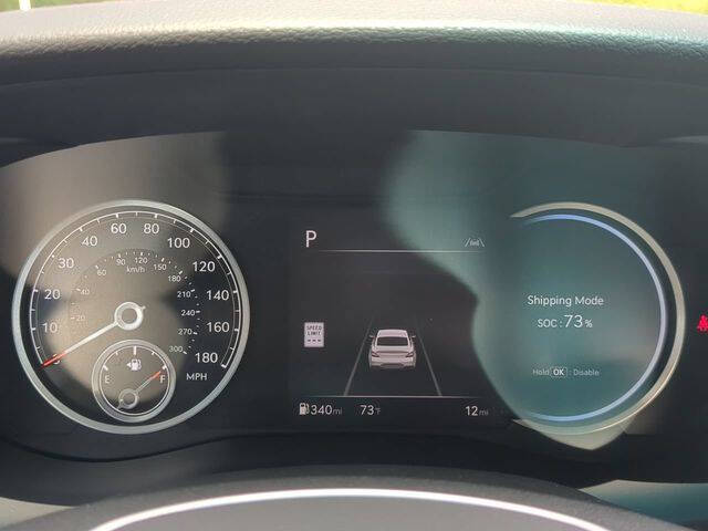 2025 Genesis G70