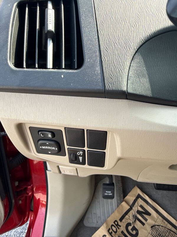2011 Toyota Prius Two