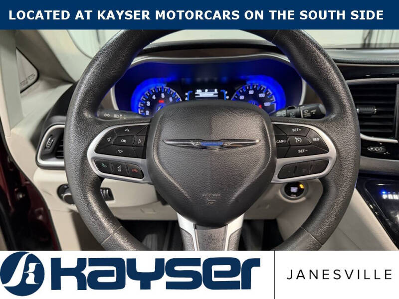 2017 Chrysler Pacifica Touring