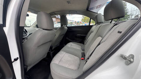 2017 Chevrolet Sonic LS Auto