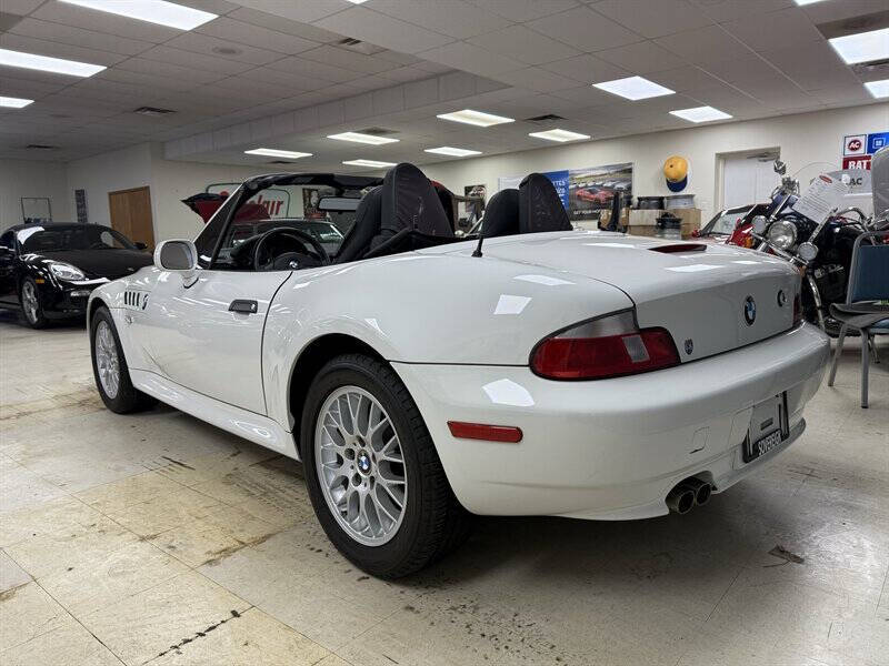 2002 BMW Z3 2.5i
