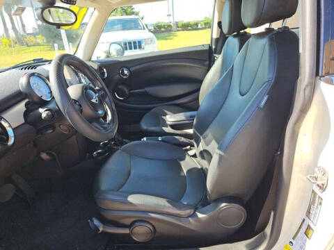 2013 MINI Hardtop Cooper