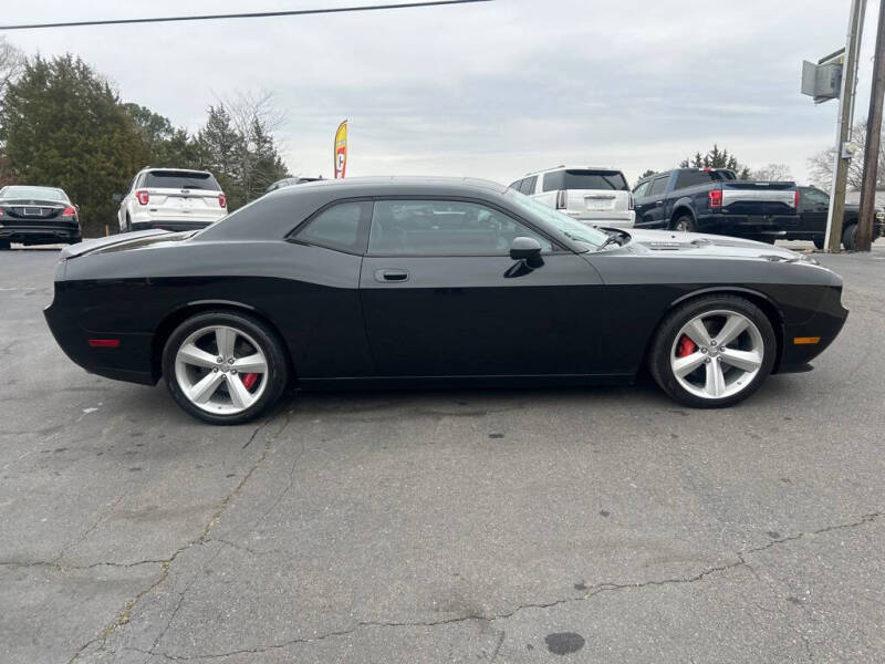 2009 Dodge Challenger SRT8