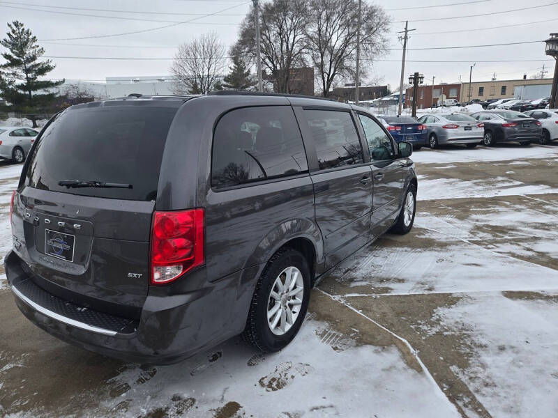 2016 Dodge Grand Caravan SXT