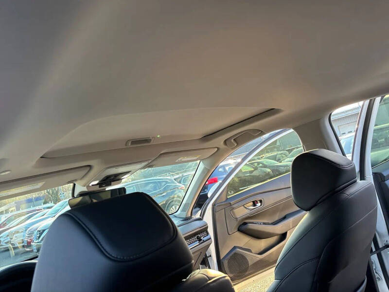 2025 Honda Accord Hybrid Touring