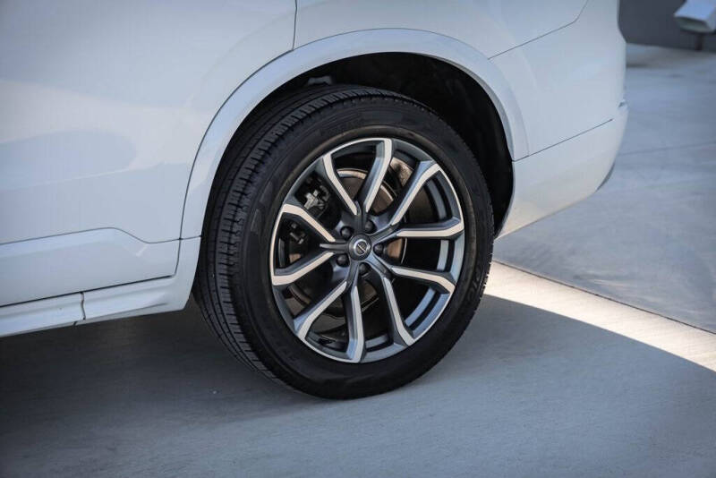 2019 Volvo XC90 T5 Momentum