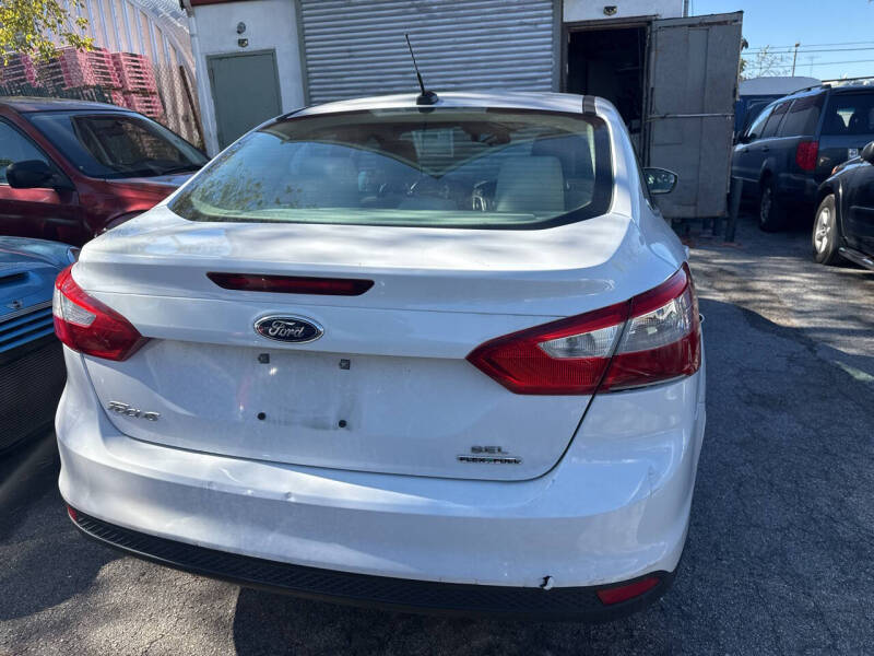 2012 Ford Focus SEL