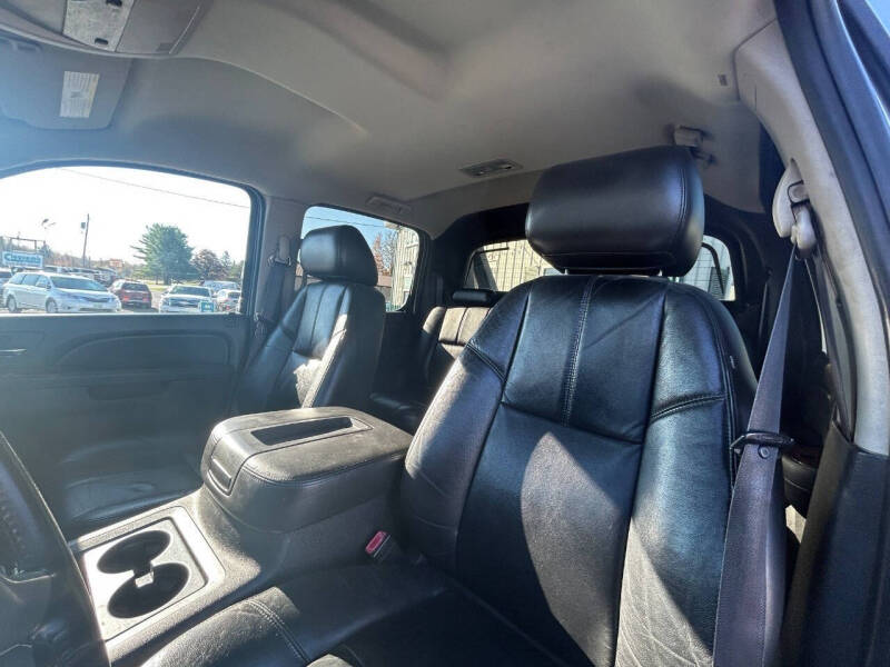 2011 Chevrolet Avalanche LT