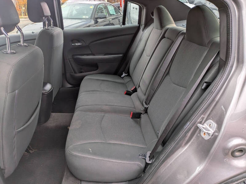 2012 Chrysler 200 LX