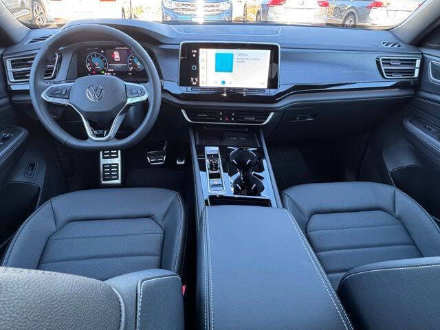 2026 Volkswagen Atlas Cross Sport SEL R-Line Black 4Motion