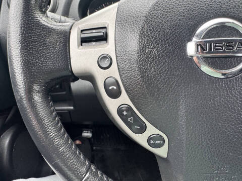 2013 Nissan Rogue SV w/SL Package