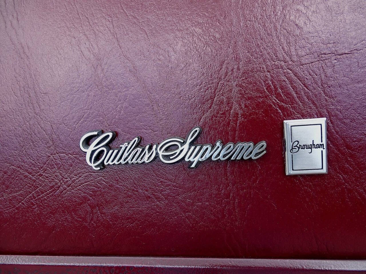 1985 Oldsmobile Cutlass Supreme 40