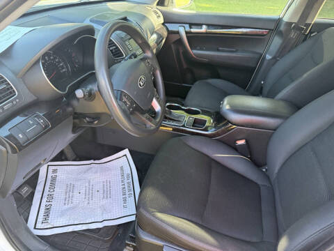 2015 Kia Sorento LX