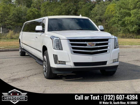 2016 Cadillac Escalade Standard