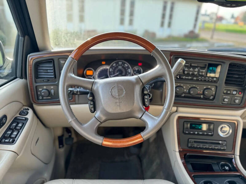 2002 Cadillac Escalade