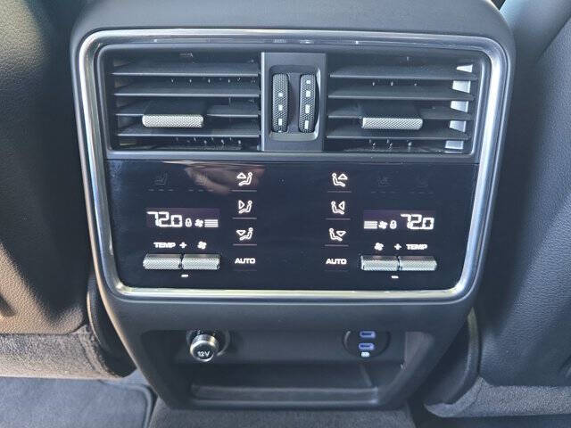 2023 Porsche Cayenne